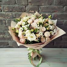 Букет цветов из:  Альстромерии, Розы и Хризантемы #REPLACE_PRED# Туапсе