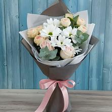Букет цветов из:  Хризантемы и Розы в Туапсе