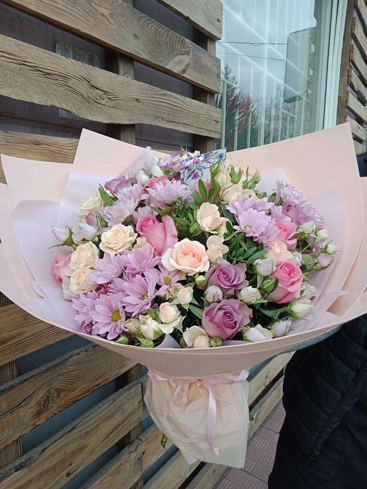 Букет цветов из: Розы и Хризантемы в Туапсе