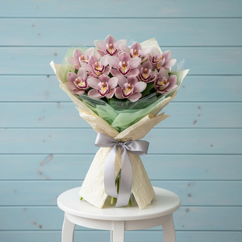 Букет цветов из: Орхидеи и Розы в Туапсе