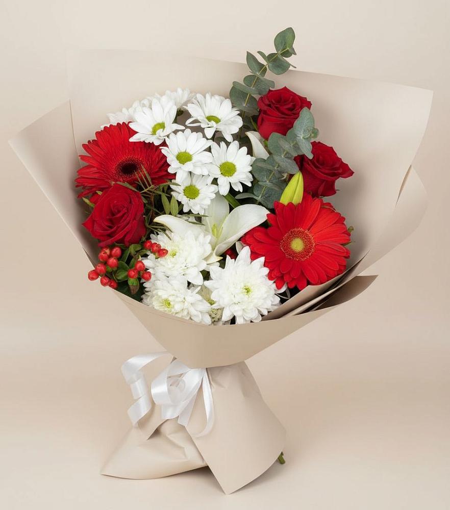 Букет цветов из: Розы, Хризантемы, Герберы и Лилии в Туапсе