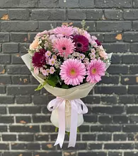 Букет цветов из:  Герберы и Хризантемы в Туапсе