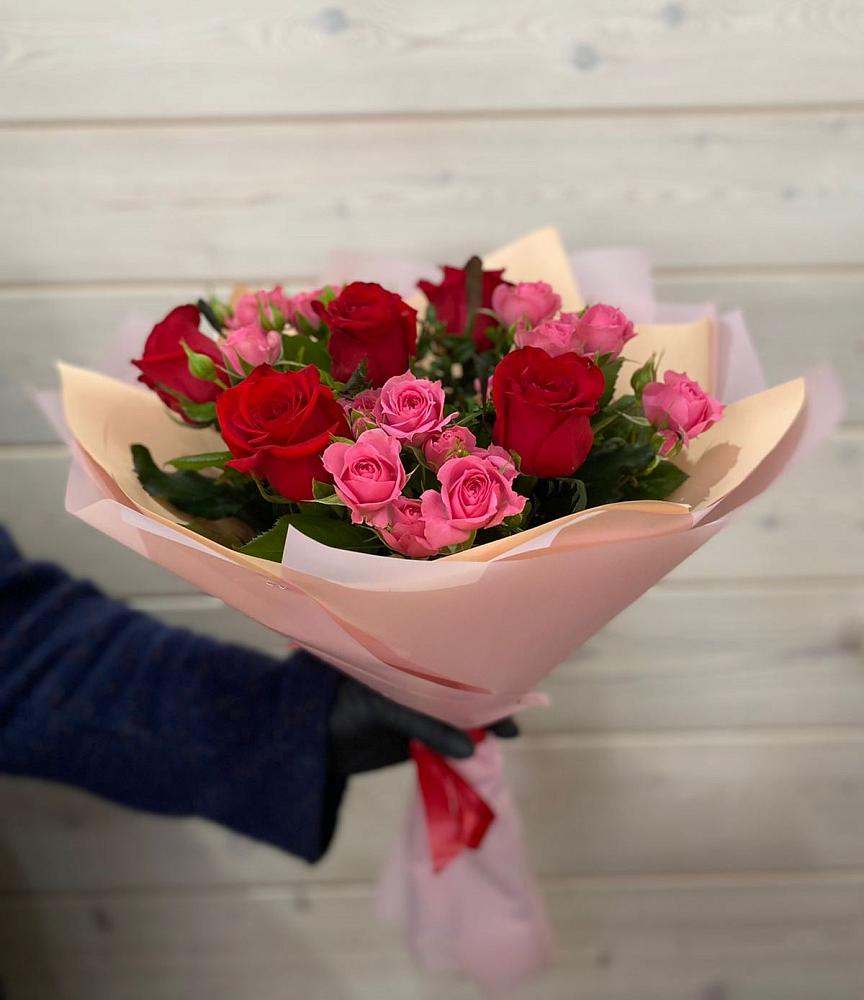 Букет цветов из: Розы в Туапсе